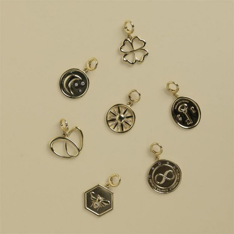 CHARM CLOVER  GOLD