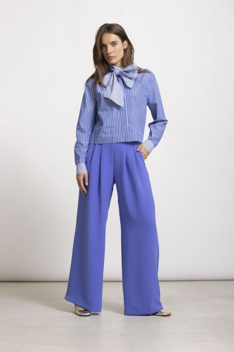 647 STRIPE 657 DEEP BLUE
