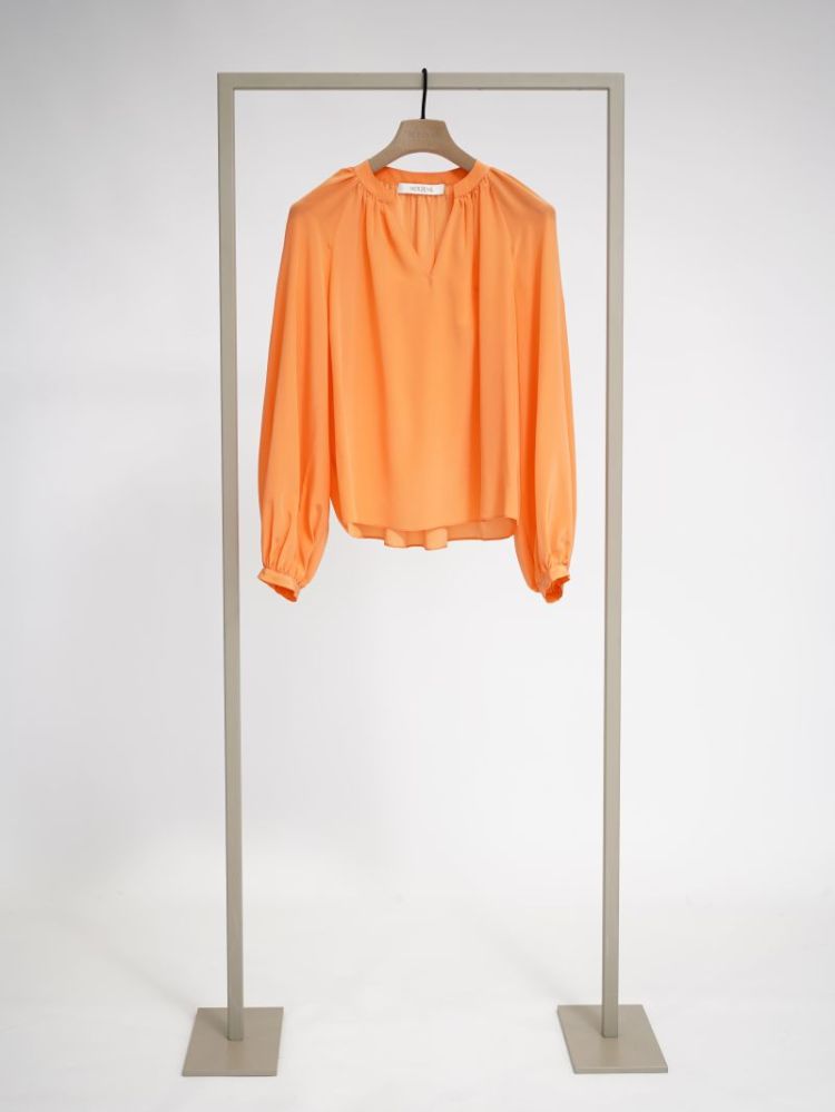 UNI SILK  644 CARROTS
