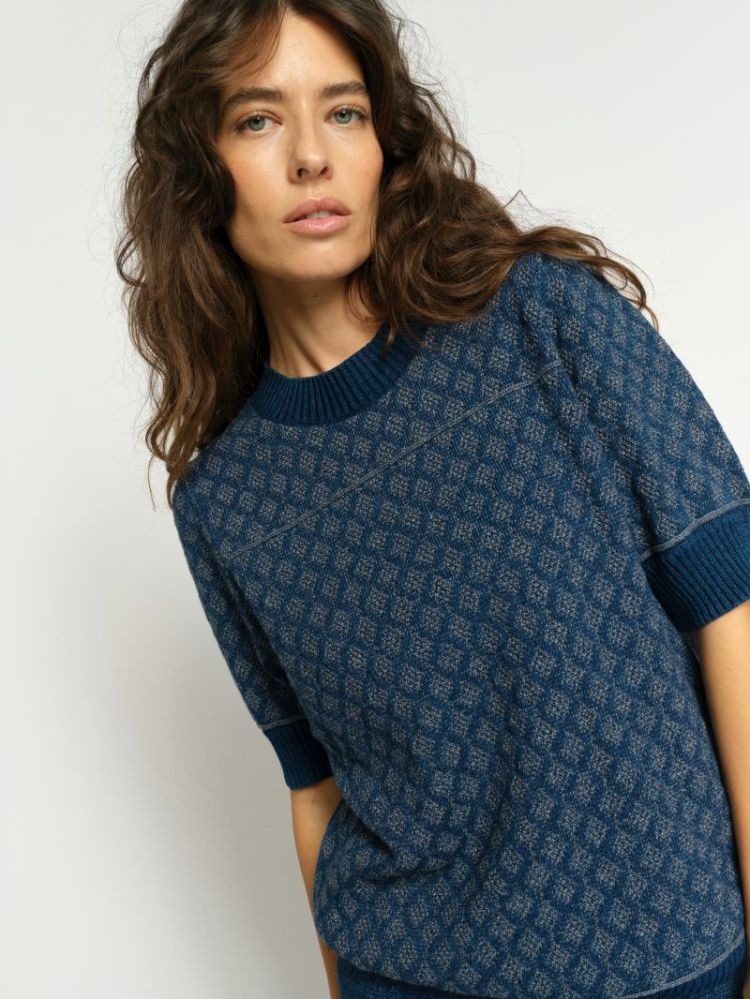  447 DARK BLUE