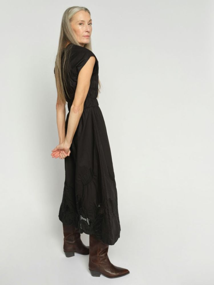  801 BLACK