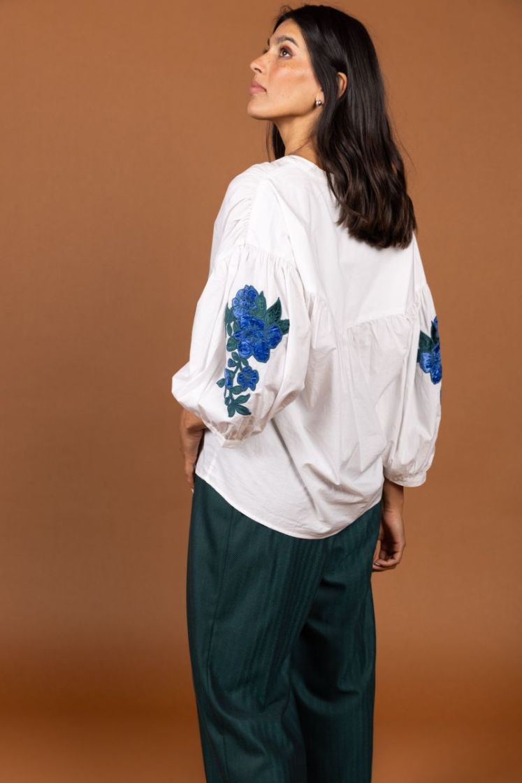 BRODERIE MOUW WHITE/PETROL