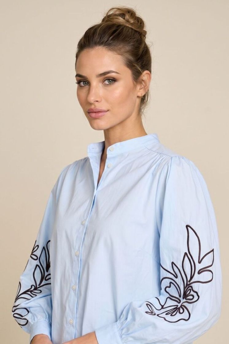 FLOWER BRODERIE SLEEVE CELESTE/BROWN