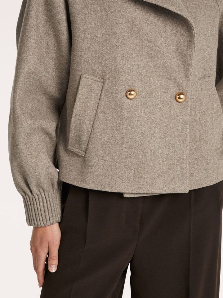  2540 WARM TAUPE