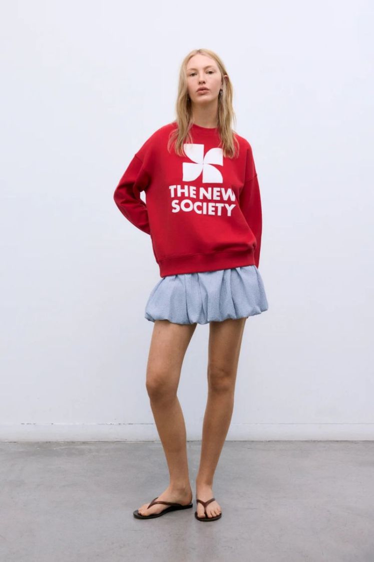  TULIP RED