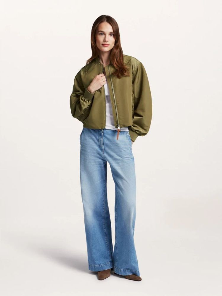  6370 EARTHY GRE