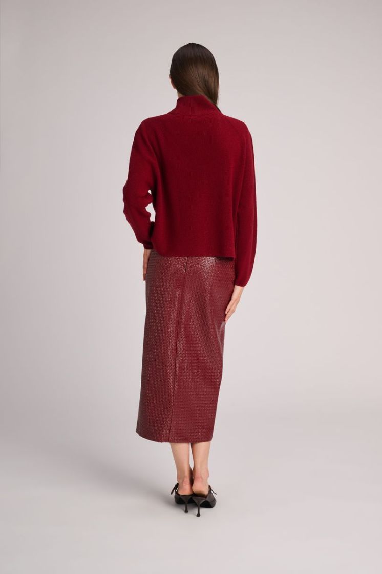 BOLD KNIT TURTLENECK LIPSTICK