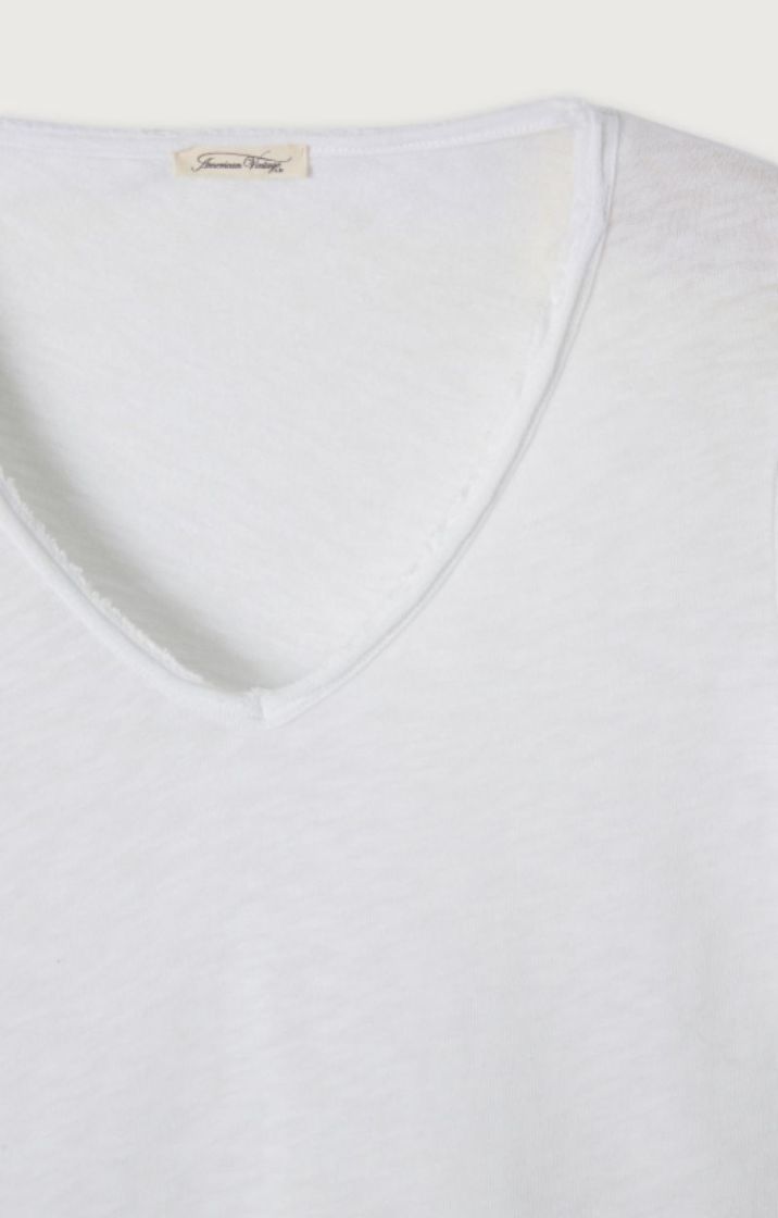 KM V WHITE