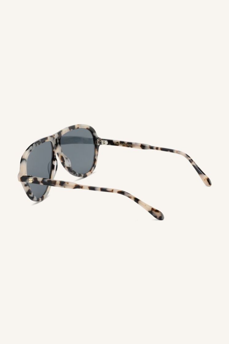 TORTOISE MILKY